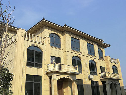 仿石漆仿石層抗水性良好，穩(wěn)定著色，不發(fā)白，無(wú)色差